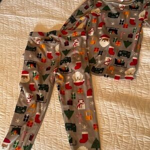Kids Gray Holiday Christmas Pajama Set